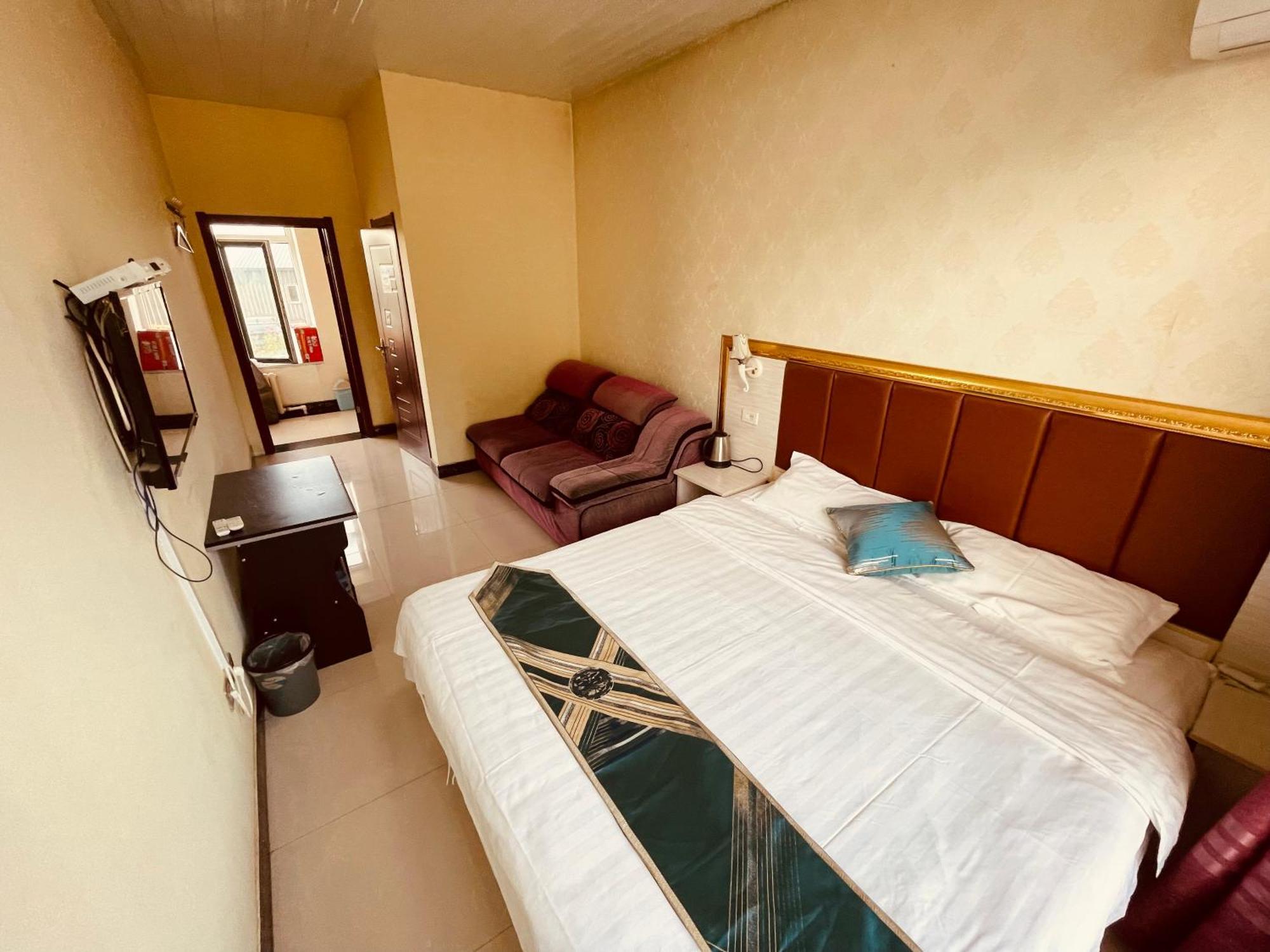 哈尔滨机场东方红运宾馆 Hotel Room photo